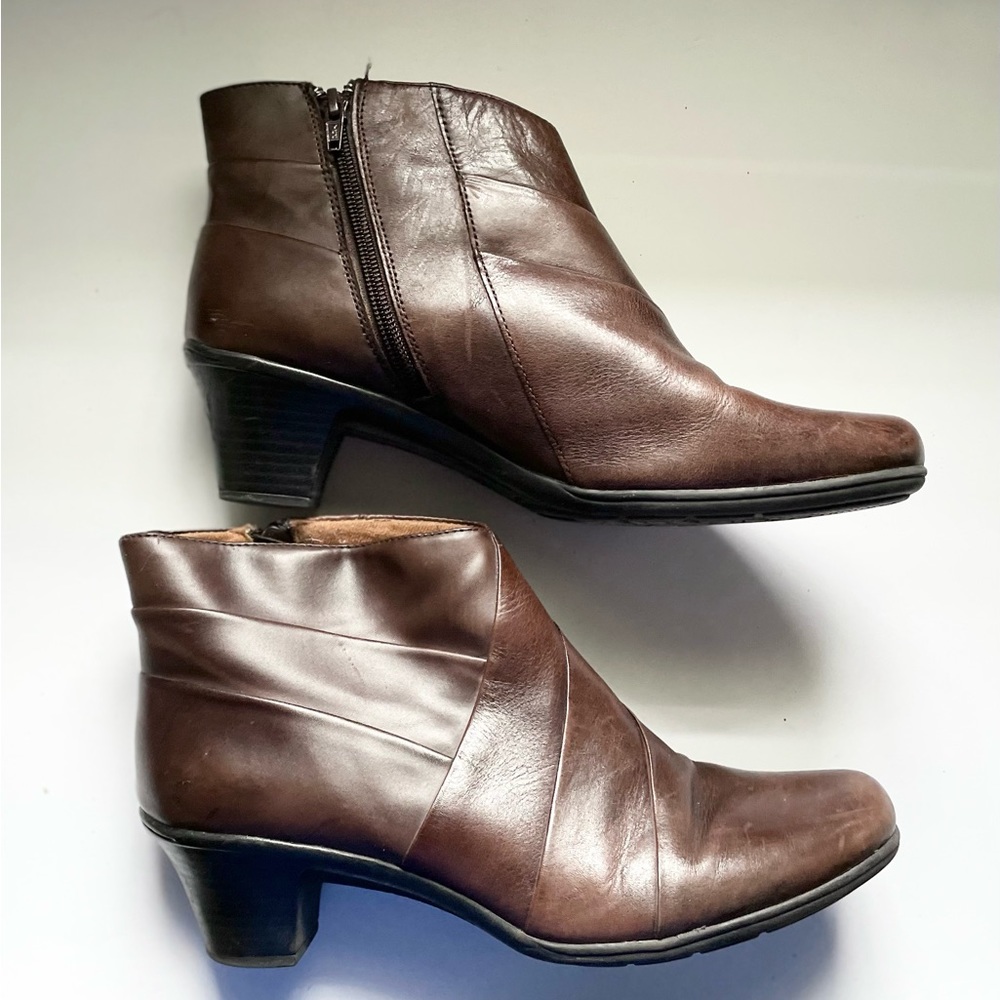 EARTH SPIRIT Classic Flora Leather Cognac Boots Booties Size 11